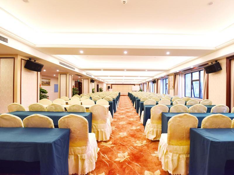 Vienna Hotel Loudi Chunyuan Pedestrian Street エクステリア 写真